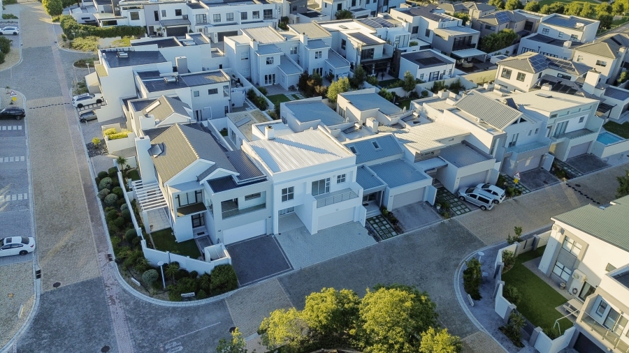 4 Bedroom Property for Sale in Sagewood Western Cape